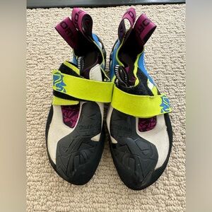 La Sportiva Women’s Skwama Rock Climbing Shoes